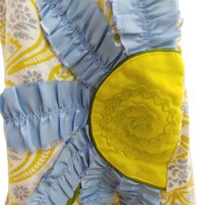 Adorable flower applique w/ rickrack & ribbon size 7